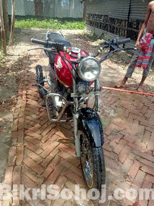 Honda shaine